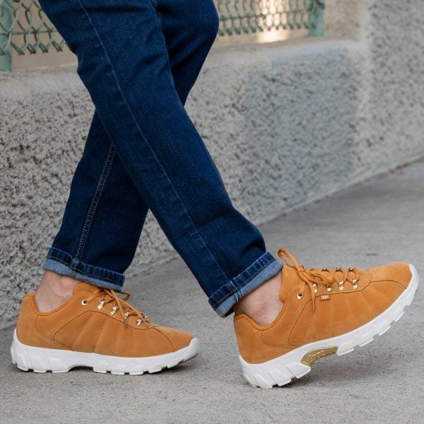 Mens Compass Sneaker Lifestyle Image Wheat 2