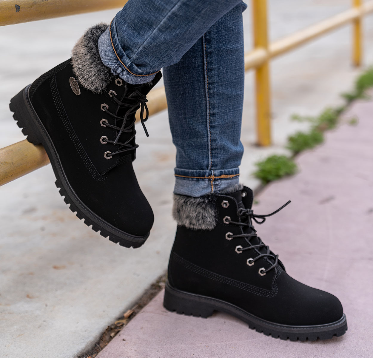 lugz convoy lace up boot